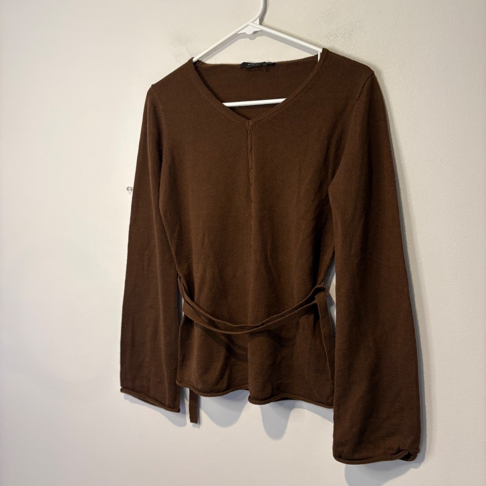 BCBGMAXAZRIA Knit Top Womens Medium Brown V-Neck Belted Wool Blend Bell Sleeve - Picture 2 of 8